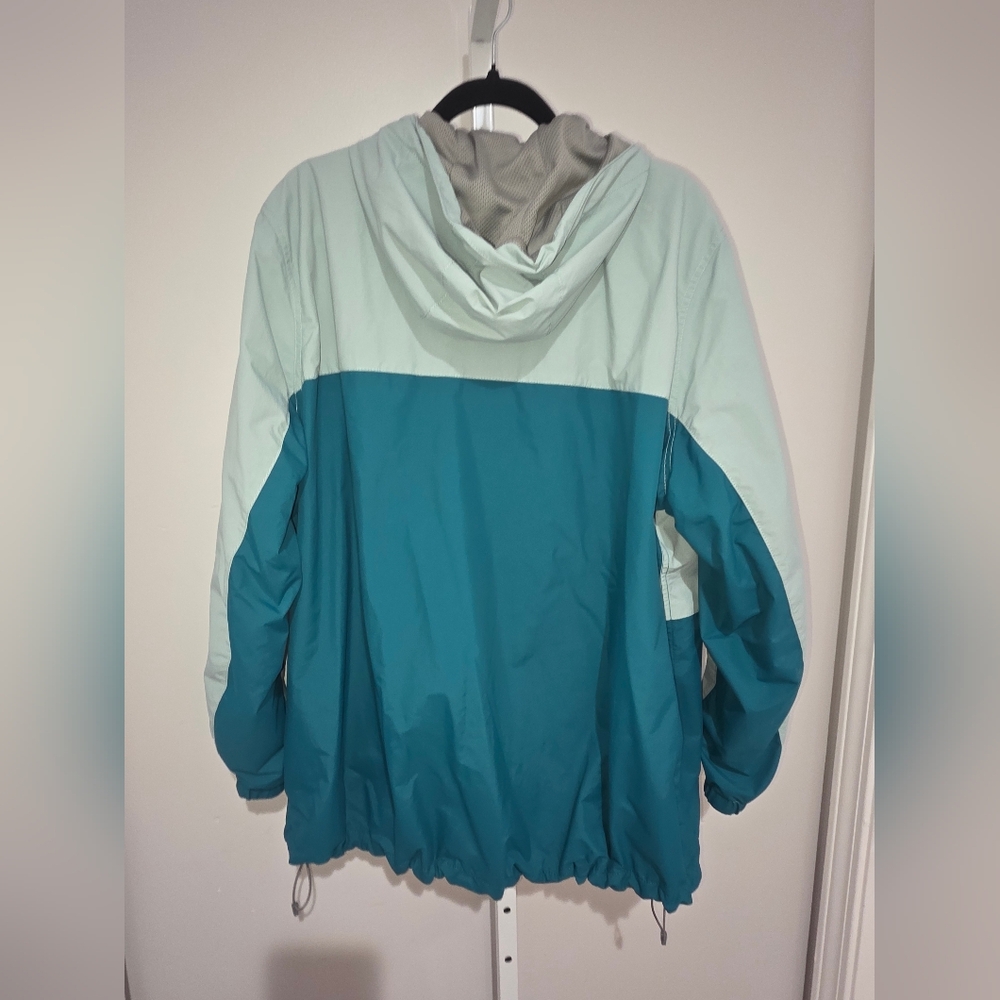 Carharrt Womens Plus 1x (16w-18w) Rain Defender Loose Fit Rain Jacket - Picture 4 of 12
